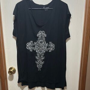 Lane Bryant Black Graphic Short Sleeve Tee